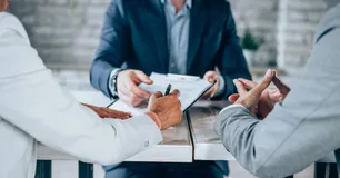 Agir en gérant d’affaires de son conjoint permet à un époux de conclure régulièrement un bail